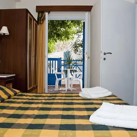 Otel Karidis 3*