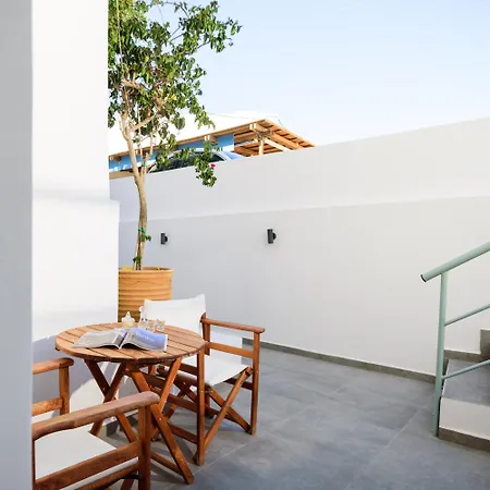 Otel Karidis Kamári