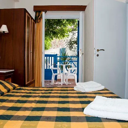 Karidis Otel Kamári